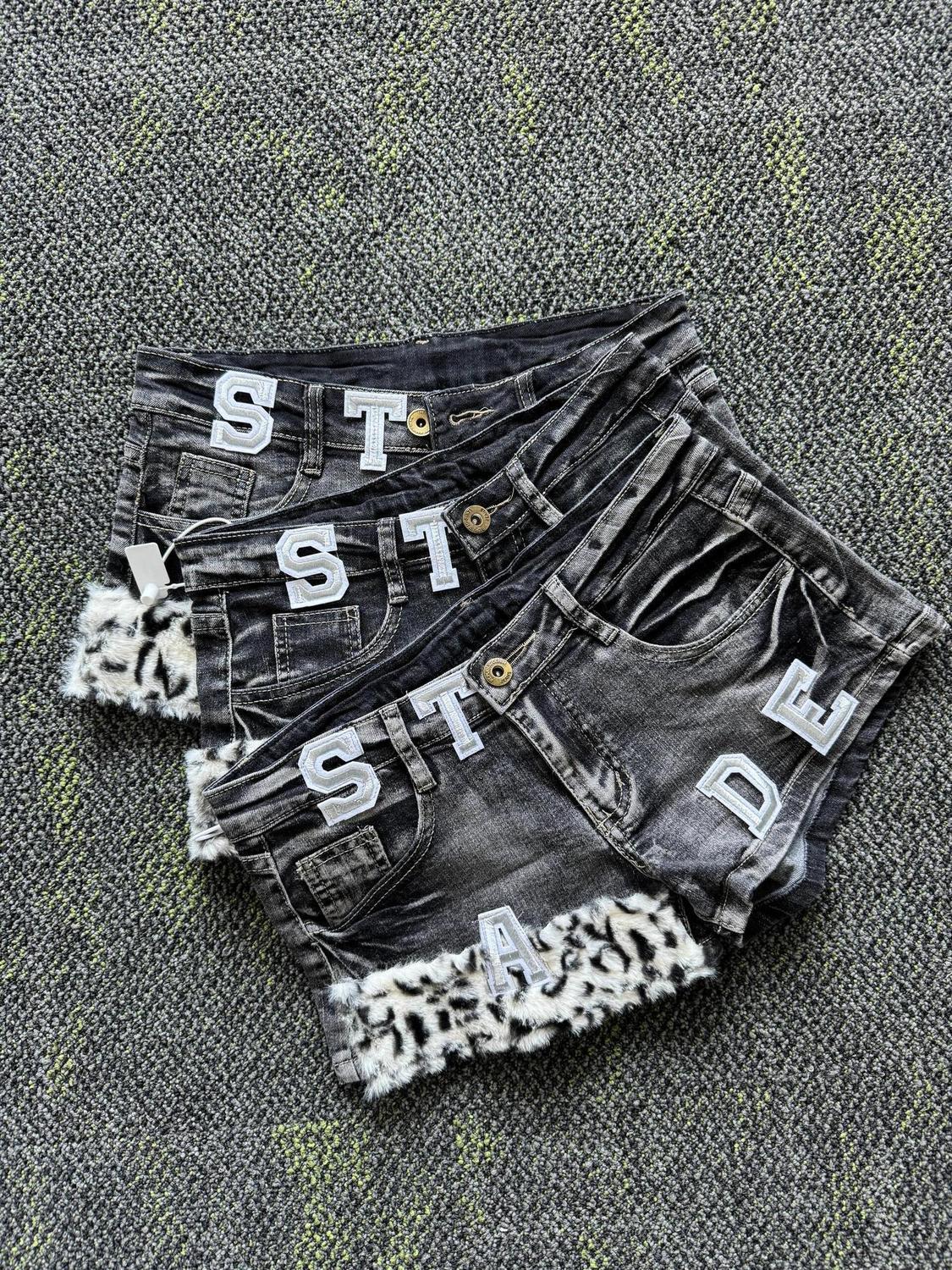 Y2k Embroidered Patch Denim Sh - Women'S Fashion Trousers บทวิจารณ์และราคา