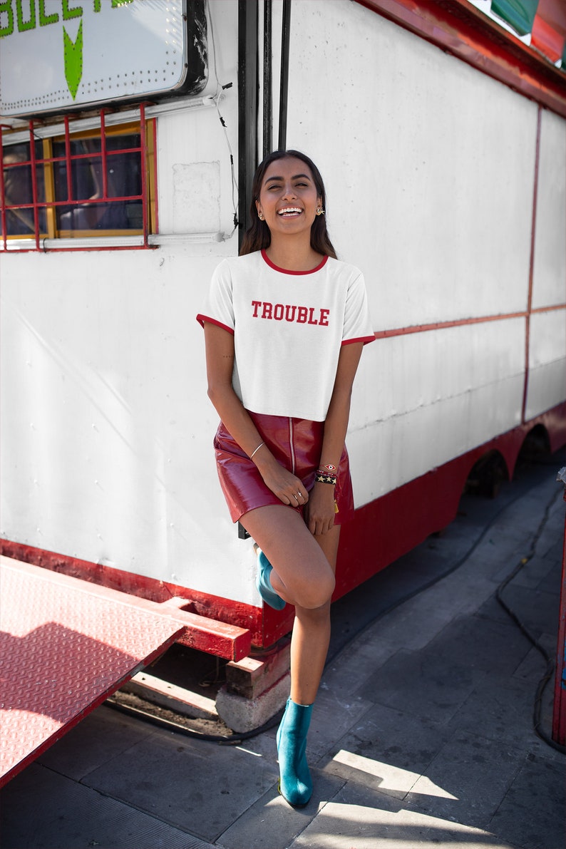 Skuggnas Trouble Ladies Unisex - Women'S Fashion Of The 60S บทวิจารณ์และราคา