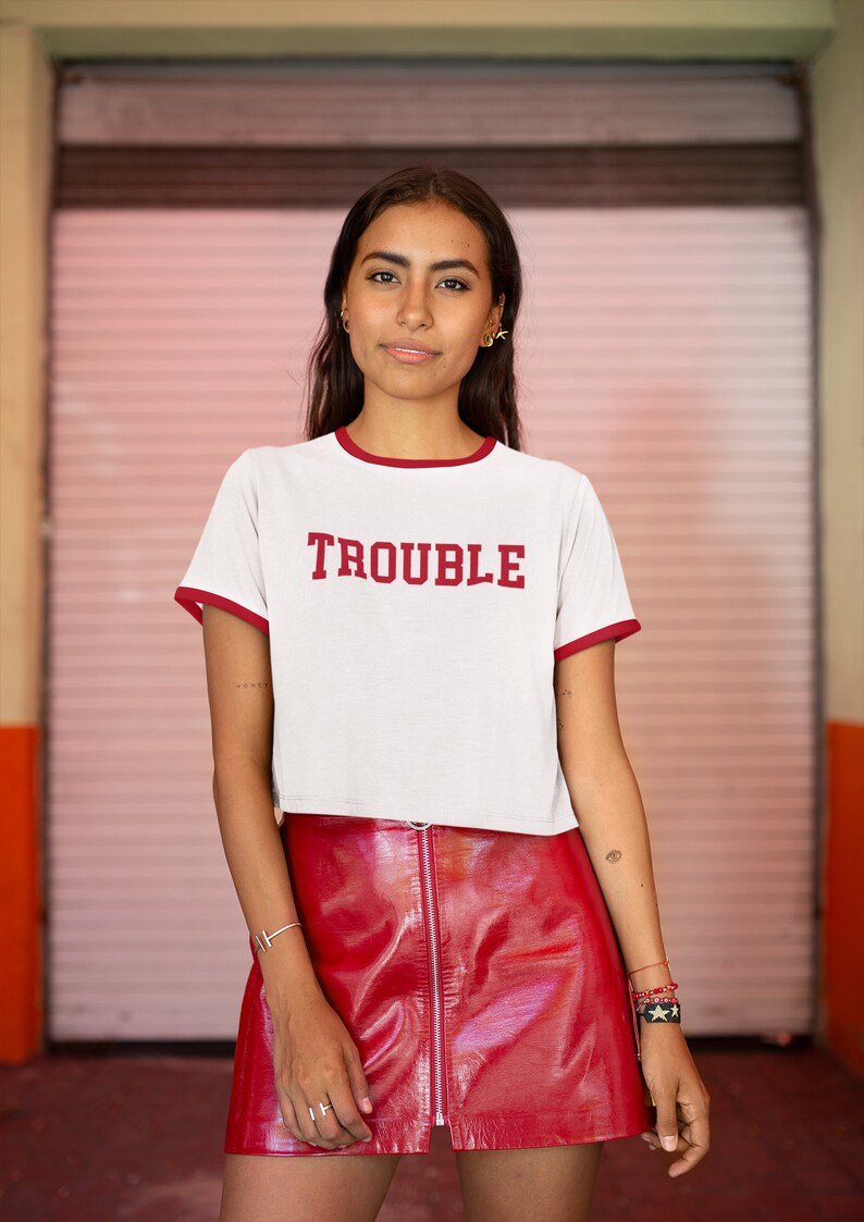 Skuggnas Trouble Ladies Unisex - Women'S Fashion Of The 60S บทวิจารณ์และราคา