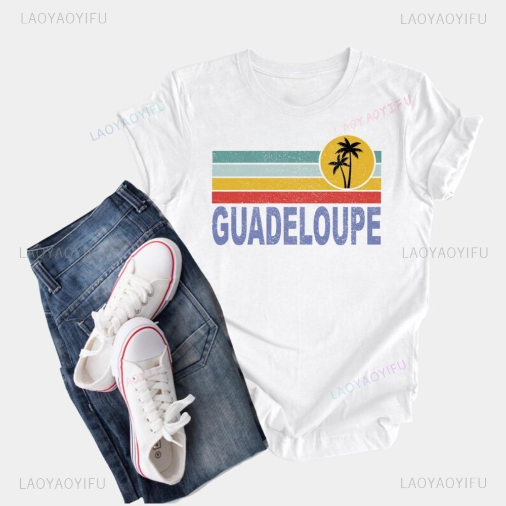 Guadeloupe Graphic Printed Hol - Women'S Fashion Graphic Tees บทวิจารณ์และราคา